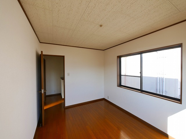 法蓮町戸建の寝室