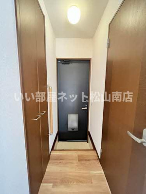 【玄関】 | グランコート久万ノ台　Ｌ棟 