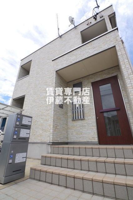 リブリ・中小田井の外観