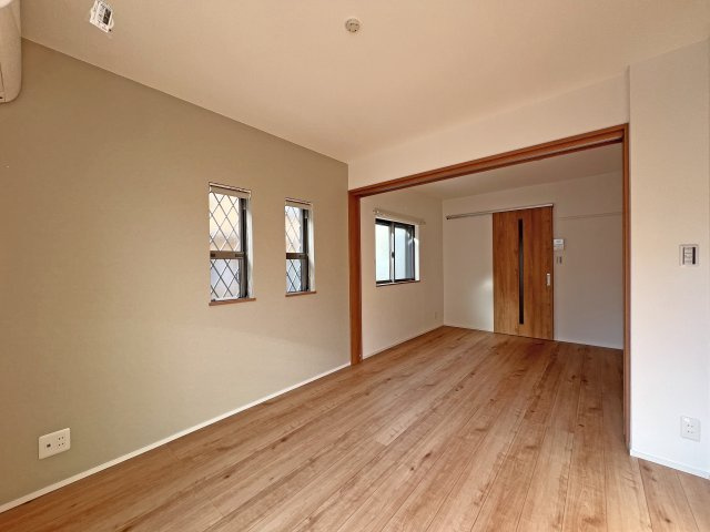 HOUSE518の内装|写真は１０１号室を掲載しています。反転タイプになります。