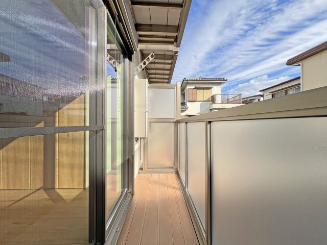 HOUSE518のバルコニー|写真は１０１号室を掲載しています。反転タイプになります。