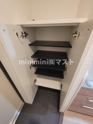 セレニテ難波リアンの収納