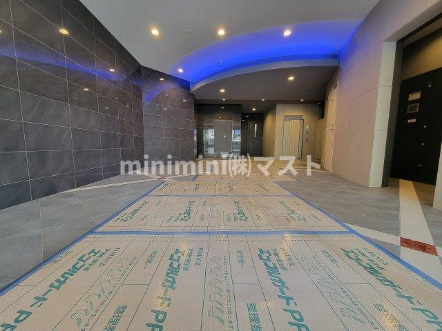 セレニテ難波リアンのロビー