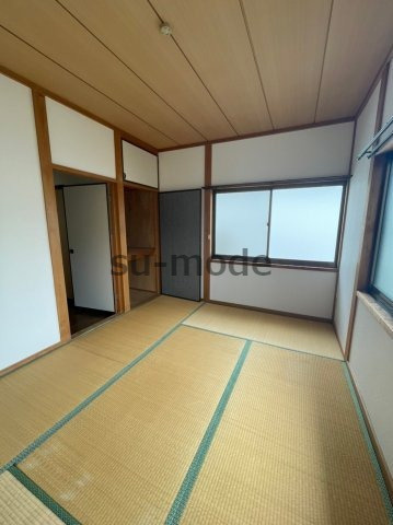 虎谷貸家の内装