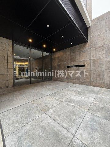クレストコート同心のエントランス