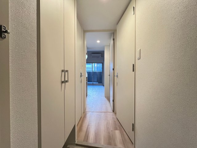 セレニテ天六ミラクの玄関