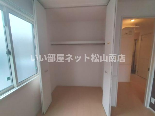 【収納】 | シュヴァル・ユイット