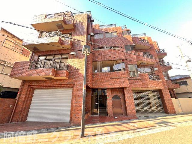 レジデンストーア