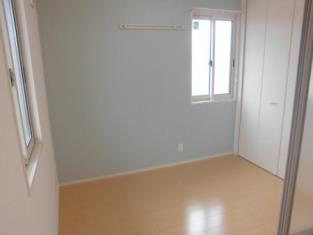 【洋室】 | Droom魚津イースト | お料理しやすいキッチンです