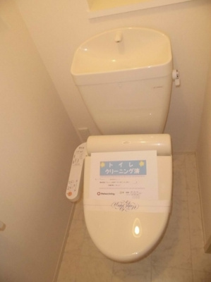 【トイレ】 | Droom魚津イースト | 落ち着いた色調のトイレです