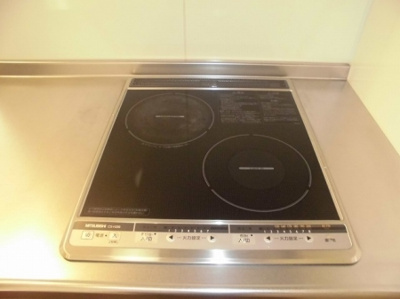 【キッチン】 | Droom魚津イースト | 2口IHです。