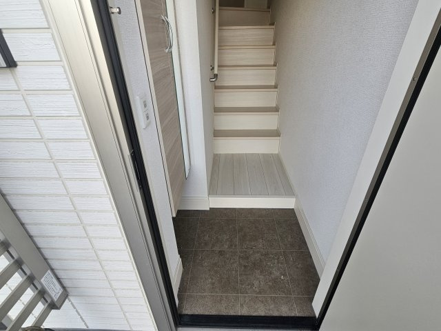 リコルド住吉の玄関