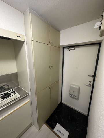 アロー壱番館の玄関