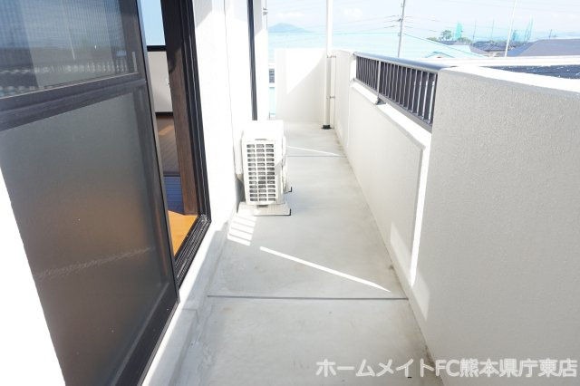 Amenity N のバルコニー
