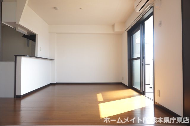 Amenity N の居間・リビング