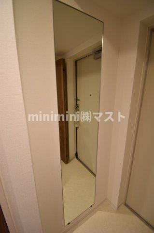 ミラノ堺筋の玄関