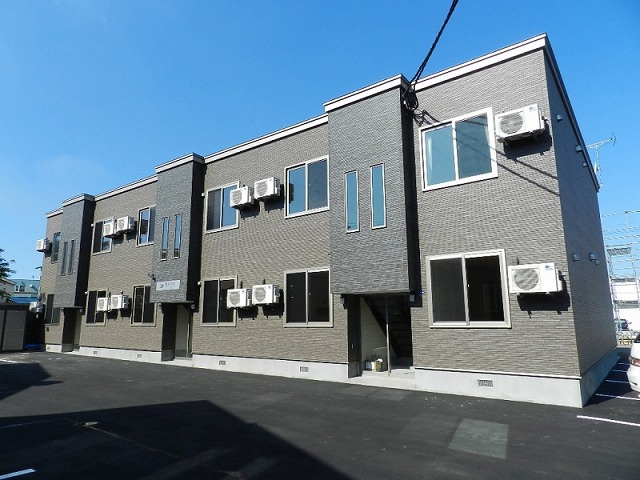 ラフィーネ東町２の外観