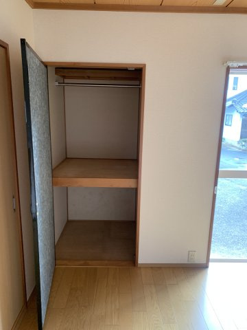 【No.6679】浜坂4丁目中古住宅/4LDKS/リフォーム済の収納