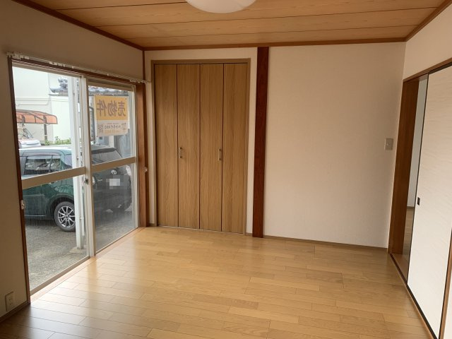 【No.6679】浜坂4丁目中古住宅/4LDKS/リフォーム済の洋室