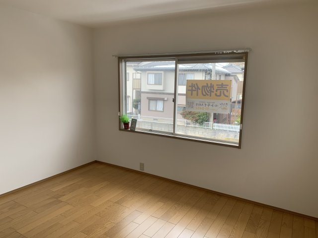 【No.6679】浜坂4丁目中古住宅/4LDKS/リフォーム済の洋室