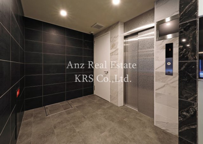 【ロビー】 | レオンコンフォート大阪ドームシティ | エレベーターには防犯カメラが付いているので、安心ですね♪