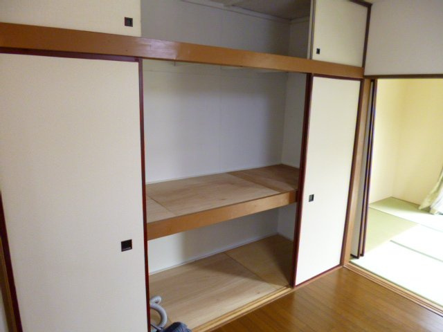 福島荘の収納