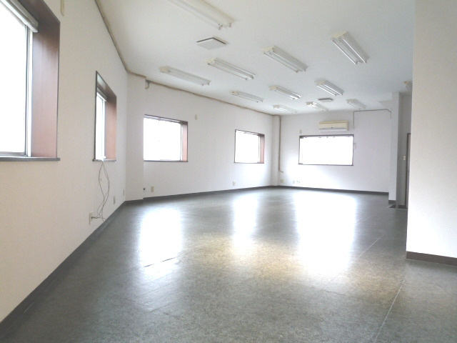 上賀ビルの内装