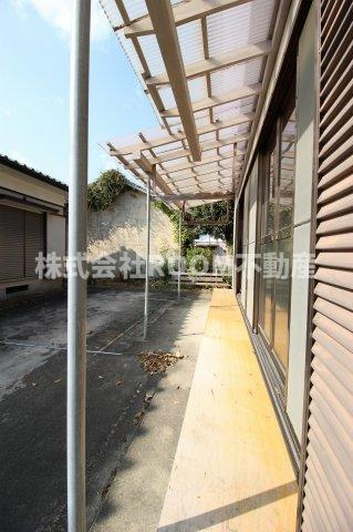 ニューハウス川畑のバルコニー