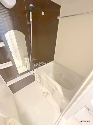 ソルテラス阿波座ウィズ　仲介手数料無料の浴室