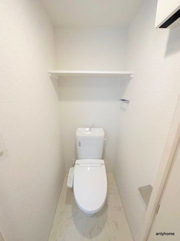 ソルテラス阿波座ウィズ　仲介手数料無料のトイレ