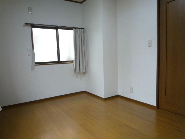 S邸の寝室
