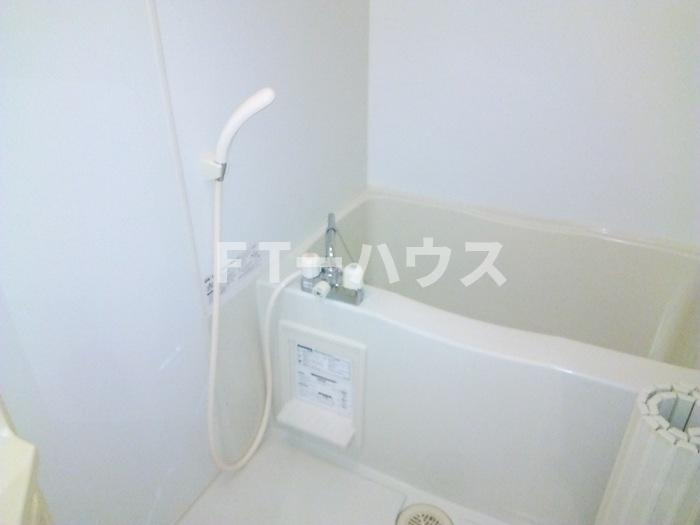 千葉市花見川区幕張町４丁目のアパートの浴室|浴室