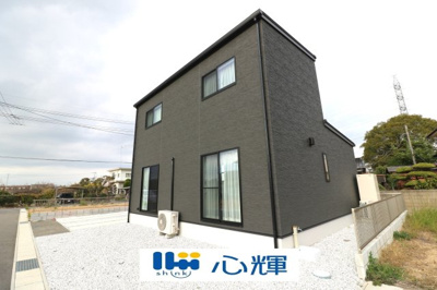 【駐車場】 | 宇部市大字際波3LDK・オール電化・2階建 | 来客が多くても大丈夫です