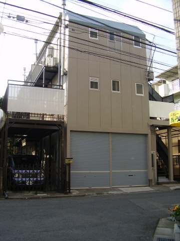 巴ハイツ