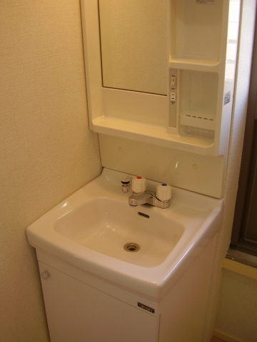 巴ハイツの独立洗面台