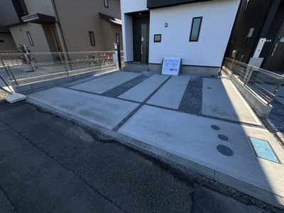 【駐車場】 | GRAFARE さいたま市三橋43期　7号棟 | 車をお持ちの方に嬉しい駐車場付きの物件です
