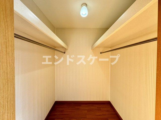 メゾネットアイズの収納|高崎、前橋、伊勢崎エリアのお部屋探しはエンドスケープまで！お客様の理想お聞かせ下さい♪