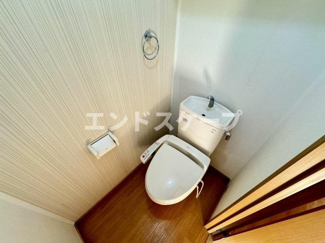 メゾネットアイズのトイレ|高崎、前橋、伊勢崎エリアのお部屋探しはエンドスケープまで！お客様の理想お聞かせ下さい♪