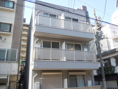 ◆「中目黒銀座商店街」から少し入ったところに位置します◆