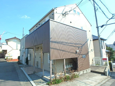 ★建物入り口★