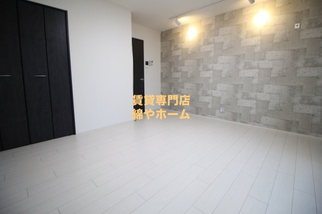 フジパレス杉本町駅西Ⅴ番館の洋室|落ち着いた色調の洋室です
