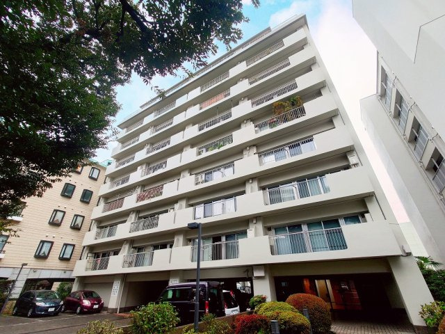 市ヶ谷ハウスの外観