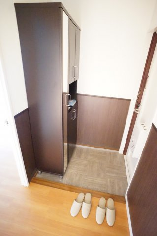 第２仲村マンションの玄関