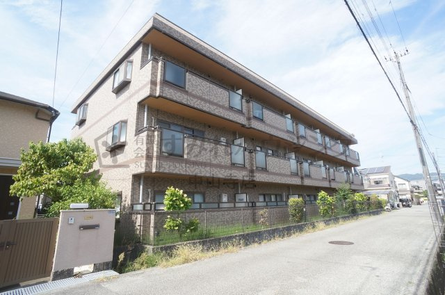 レシェンテ安倉の外観