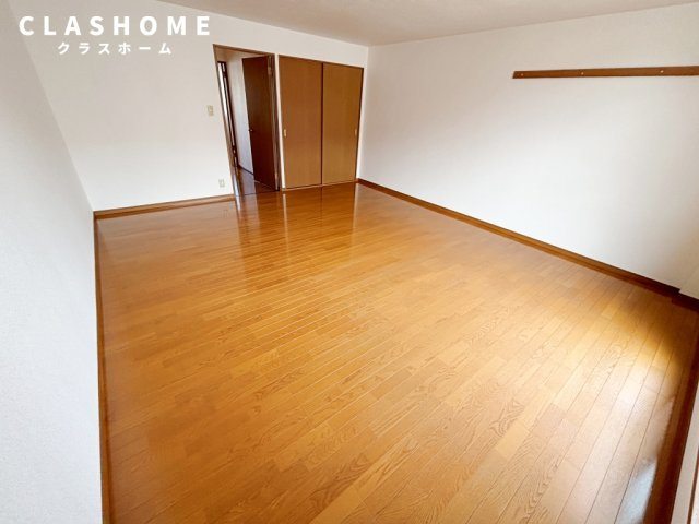 Regulus　　 刈谷市近郊の賃貸はクラスホーム刈谷店の居間・リビング