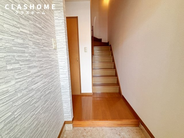 Regulus　　 刈谷市近郊の賃貸はクラスホーム刈谷店の玄関