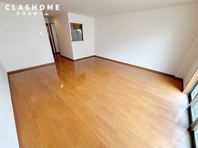 Regulus　　 刈谷市近郊の賃貸はクラスホーム刈谷店の居間・リビング