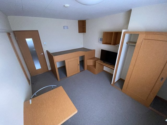 レオパレス葉山の寝室