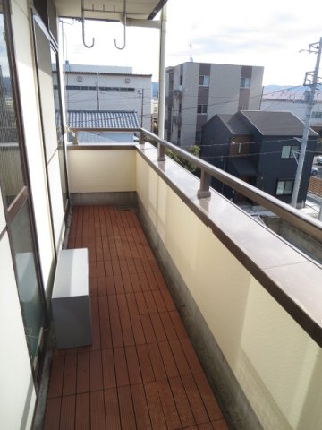 【バルコニー】 | 三島市三好町 売一棟マンション ES04919 | 三島市三好町　バルコニー一例