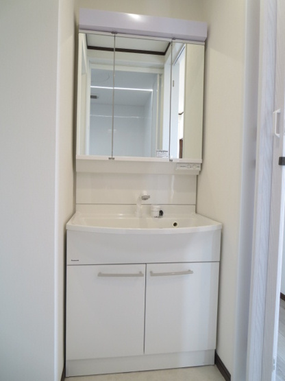 【独立洗面台】 | 三島市三好町 売一棟マンション ES04919 | 三島市三好町　洗面化粧台一例